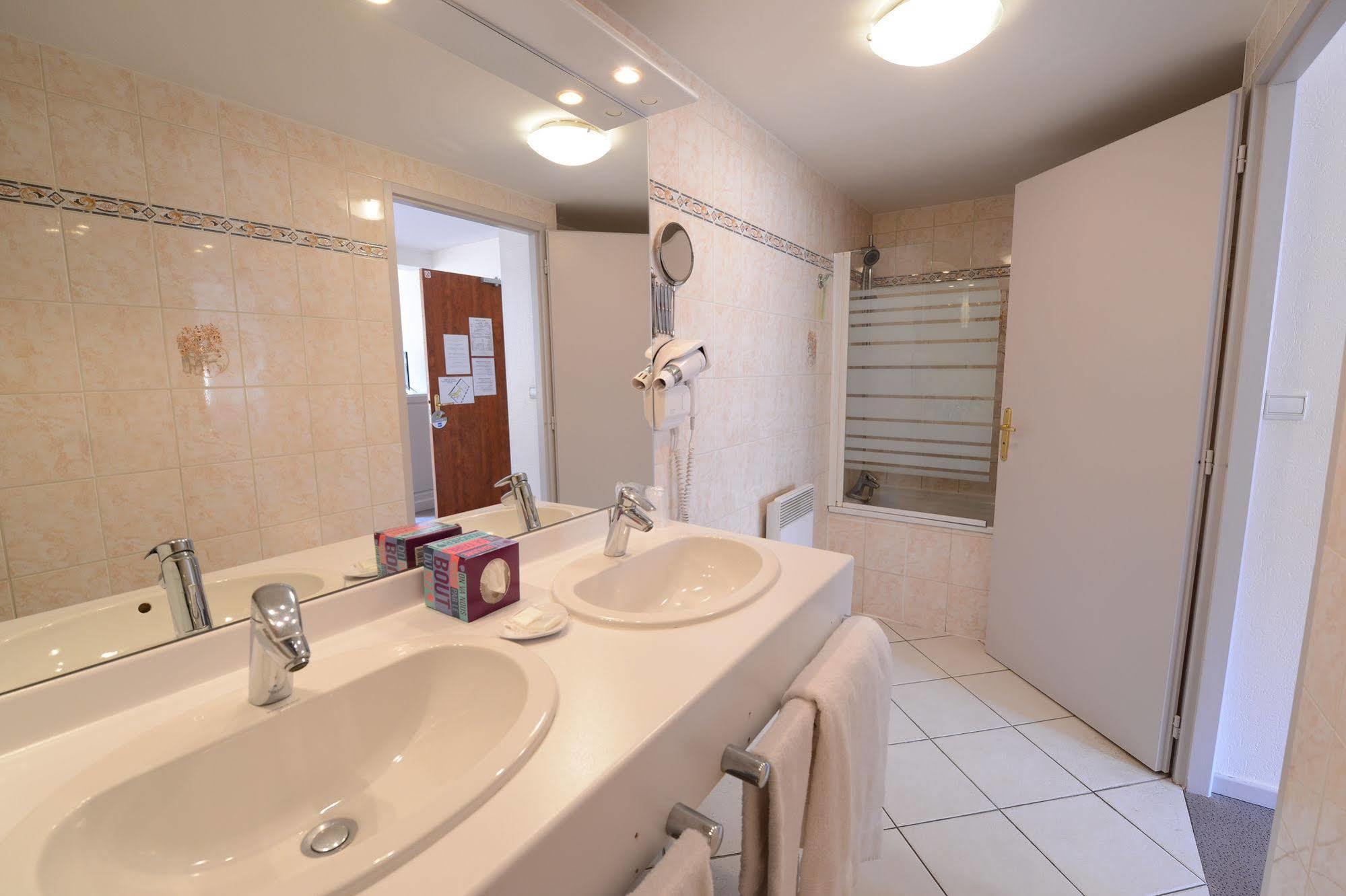 Hôtel du Parc Lyon Extérieur photo